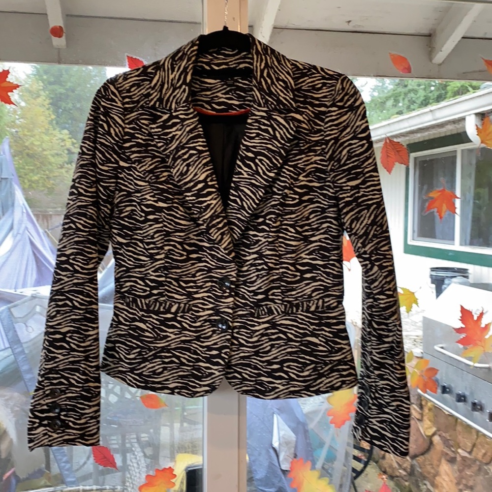 Zebra blazer